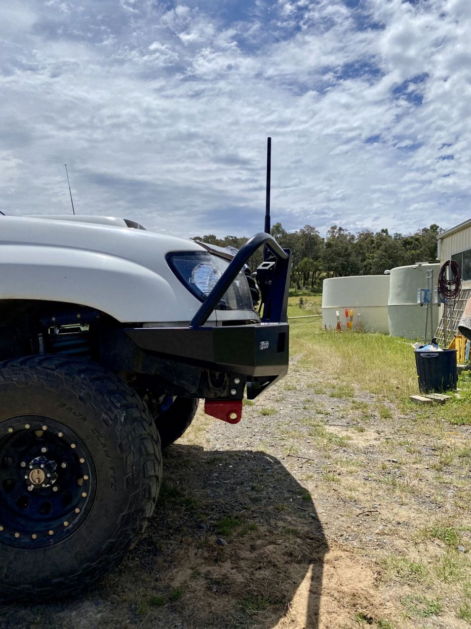 LANDCRUISER-105-FRONT-BAR-GAMBLER-HOOP2