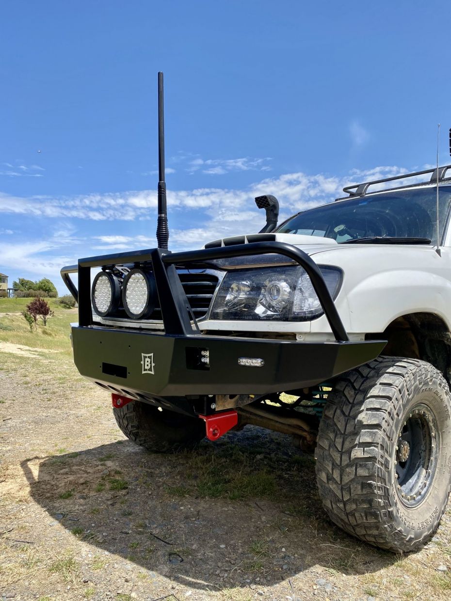 LANDCRUISER-105-FRONT-BAR-GAMBLER-HOOP3